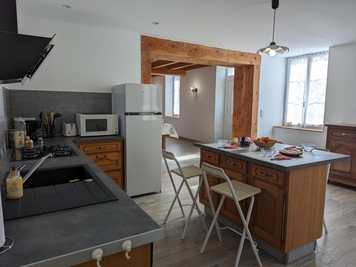 Maison Lumineuse Avec Cour Privative, Proche Sites Culturels, Tout Confort, Equipe Bebe, Wifi Inclus - Fr-1-653-98 Puyreaux المظهر الخارجي الصورة