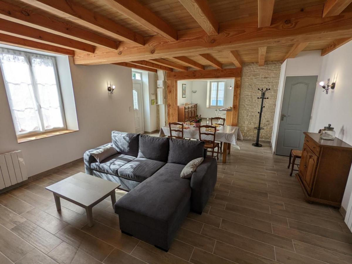 Maison Lumineuse Avec Cour Privative, Proche Sites Culturels, Tout Confort, Equipe Bebe, Wifi Inclus - Fr-1-653-98 Puyreaux المظهر الخارجي الصورة
