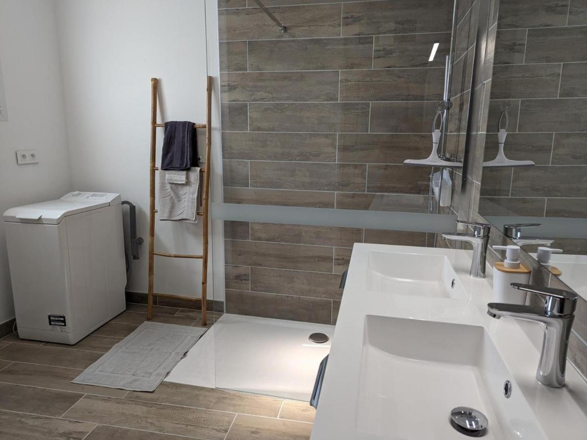 Maison Lumineuse Avec Cour Privative, Proche Sites Culturels, Tout Confort, Equipe Bebe, Wifi Inclus - Fr-1-653-98 Puyreaux المظهر الخارجي الصورة